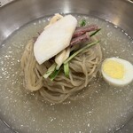 乙密台 - ムルネンミョン（水冷麺）