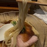 中華そば 無限 - 麺リフト
