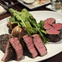 ワカヌイ グリル ダイニング バー 東京 - 美味しく焼かれたお肉達！