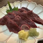 番屋ながさわ - 五戸産馬刺