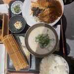 いまだや - Ｂランチ！ロースカツ定食。1100円＋粕汁大150円　total  1250円。