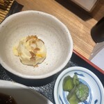 いまだや - ポテトサラダに香の物！