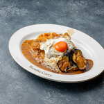 クサカカレー - ポークカツカレー目玉焼き揚げとろ茄子ハーフトッピング/Pork cutlet curry & fried egg & harf size eggplant curry