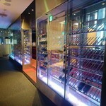 個室 肉寿司と牛タンしゃぶしゃぶ 金肉 - 店内