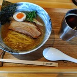 開花屋太郎 - 開花屋系白湯しょうゆ。