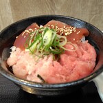 三崎市場 - 三崎丼