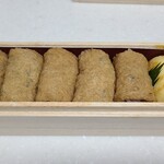 鮨 三心 - お土産①南関揚げの稲荷寿司【5個】②薄焼き玉子巻き【1個】③ガリ