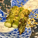 薪鳥新神戸 - おまかせコース（¥16,000）
      　└アスパラ