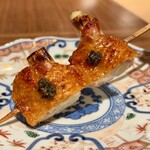 薪鳥新神戸 - おまかせコース（¥16,000）
      　└高原比内地鶏 手羽先