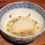 薪鳥新神戸 - おまかせコース（¥16,000）
      　└新玉ねぎ