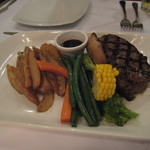 The Raw Prawn Seafood restaurant - ブラックアンガス牛