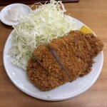 とんかつ いちよし - ロースかつ(アップ) ①
