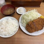 とんかつ いちよし - ロースかつ定食