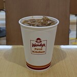 ウェンディーズ・ファーストキッチン - ドリンク写真:アイスカフェラテ