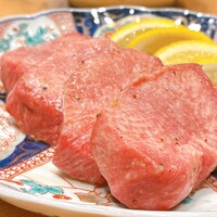 神戸焼肉 金虎 - 