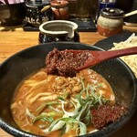つけ麺本丸 - 唐辛子味噌で辛さ調整