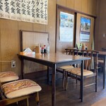 ともべ食堂 - 店内