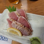 おぐろのまぐろ - バチ脳天炙り刺し
