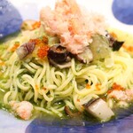 鎌倉パスタ - 料理写真:紅ずわいがにと水たこの冷製バジルパスタ
