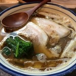 烈志笑魚油 麺香房 三く - かけラーメンです。濃厚な魚介スープが売り。