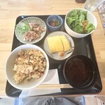 CAFE EGG - 닭밥 정식