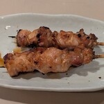 藍の家 - 鶏串焼（正肉） ... タレも鶏肉も美味しい