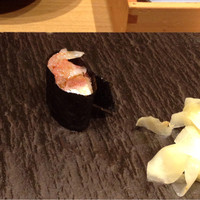 おたる政寿司 本店 - ぼたん海老のミソの部分は軍艦巻きにしてくれました