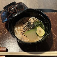 和 is 魯菴 - 