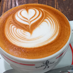 ダブルトールカフェ 原宿店 - 至福のクリーミーラテ