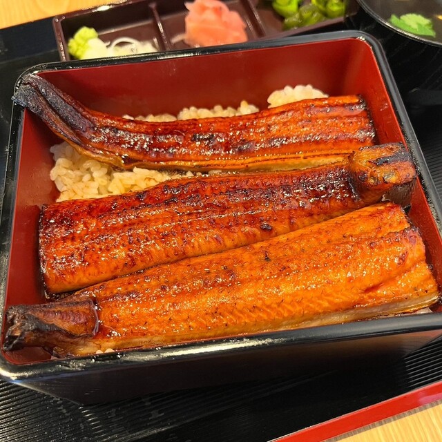 『特上・上・並の3種の鰻を1度に楽しめる食べ比べ重!』by kaze_gourmet : 鰻の成瀬 千葉ニュータウン店 - 千葉ニュータウン ...