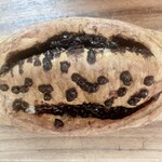 ツルヤ - 料理写真:悪魔のチョコパン 259円(税込)