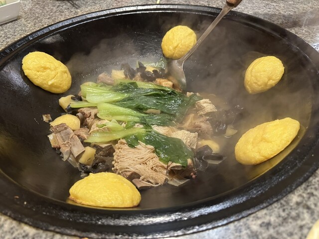 中華1口鉄鍋炖  灶台 西川口・滕記鉄鍋炖 - 東京で中華を食らう