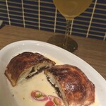 bistro さんて - オススメ数量限定、魔女の宅急便に出てくる幸せなパイ