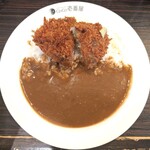CoCo壱番屋 - 料理写真:手仕込キャベツメンチカツカレー1,110円