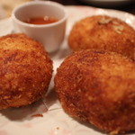 函館 開陽亭 - ふつうじゃないコロッケ