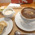 麹町ビストロ 階段の途中 - 