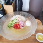 鶏×麦 らら - 冷製ジュレスープに貝出汁のシャーベット！