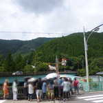 谷川米穀店 - 行列