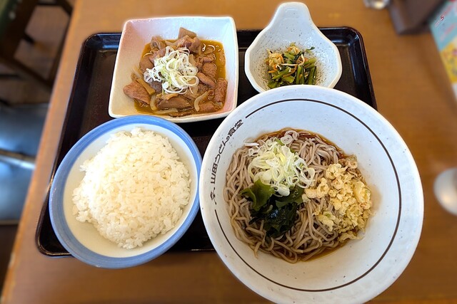 山田うどん 北園店 - 東浦和/うどん | 食べログ