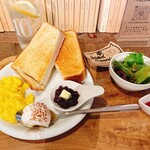 cafe 青山文庫 盛岡分店 - 