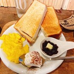 cafe 青山文庫 盛岡分店 - 