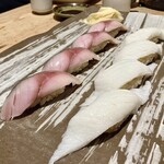 すし酒場 魚あるき - 「サバ（税込￥330）×4」「えんがわ（税込￥250）×4」