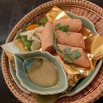 チェディルアン - ヘグゥン〈海老すり身入り春巻き　アプリコットソース〉