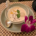 チェディルアン - カノムワーン〈タイ伝統デザート〉