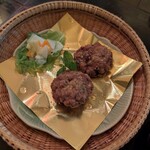 チェディルアン ハービスENT - ラープムートート〈タイ東北風豚肉のラープ団子〉