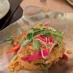 チェディルアン ハービスENT - 〈ソフトシェルシュリンプのカレー香り炒め〉