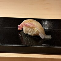 すしの嘉六 - ミシュラン星店が1.1万です。