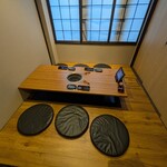 炭火焼肉 笑門来福 - 掘りごたつ個室