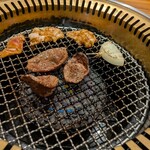 炭火焼肉 笑門来福 - 