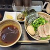 なぜ蕎麦にラー油を入れるのか。 新橋店